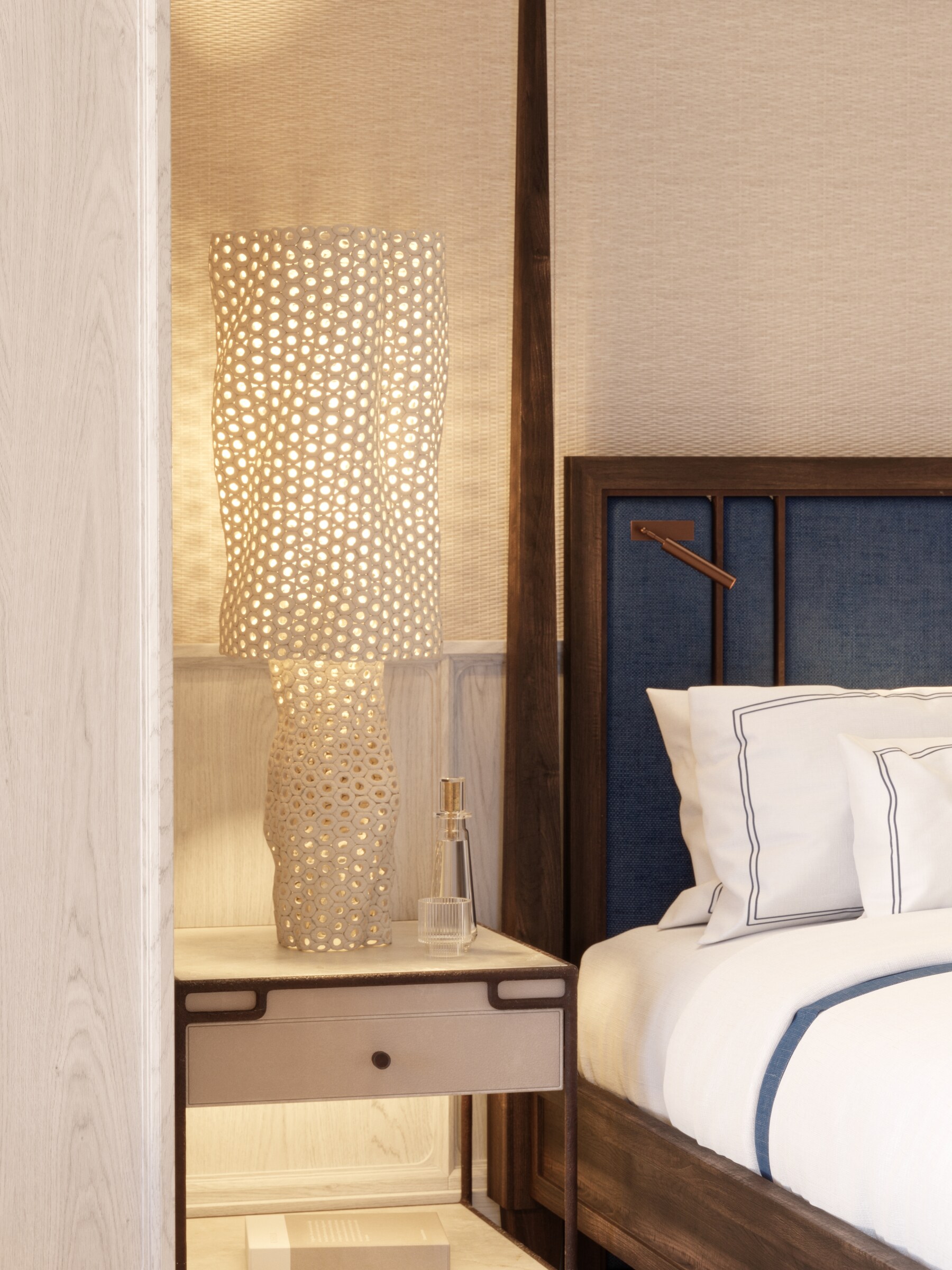 Archive — ceramic bedside lamp